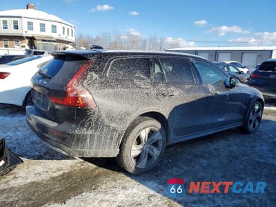 Trzecie zdjęcie samochodu z tyłu: 2023 VOLVO V60 CROSS COUNTRY PLUS VIN:YV4L12WZ8P2111760 - miniatura