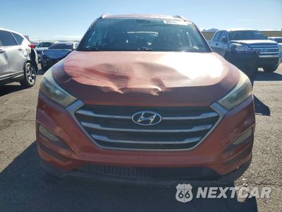 Piąte zdjęcie samochodu w środku: 2017 HYUNDAI TUCSON LIMITED VIN:KM8J33A46HU295393 - miniatura