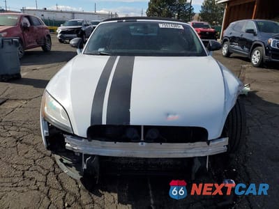 Piąte zdjęcie samochodu w środku: 2015 AUDI TT VIN:TRUSFAFK5F1000901 - miniatura