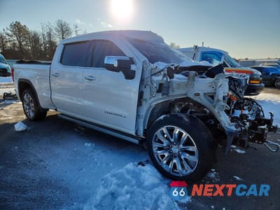 Czwarte zdjęcie samochodu z boku: 2024 GMC SIERRA K1500 DENALI VIN:3GTUUGEL2RG216703 - miniatura