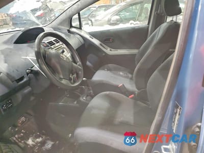 Zdjęcie 7 z 12 samochodu: 2010 TOYOTA YARIS VIN:JTDKT9K39A5293008 - miniatura