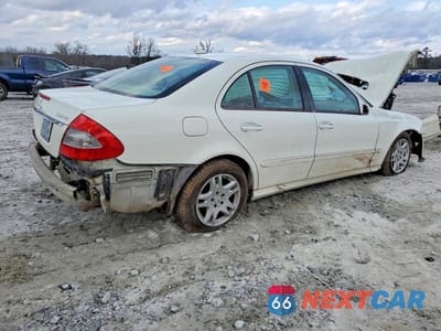 Trzecie zdjęcie samochodu z tyłu: 2007 MERCEDES-BENZ E 320 CDI VIN:WDBUF22X97B117885 - miniatura