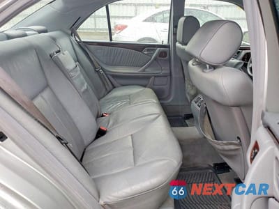 Zdjęcie 10 z 11 samochodu: 2000 MERCEDES-BENZ E 320 VIN:WDBJF65J3YB030230 - miniatura