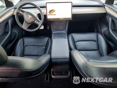 Zdjęcie 8 z 13 samochodu: 2021 TESLA MODEL 3 VIN:5YJ3E1EA2MF051643 - miniatura