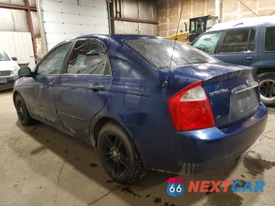 Drugie zdjęcie samochodu z przodu: 2004 KIA SPECTRA LX VIN:KNAFE121145046501 - miniatura