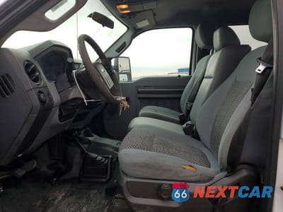 Zdjęcie 7 z 12 samochodu: 2016 FORD F350 VIN:1FT8W3B69GEA83719 - miniatura