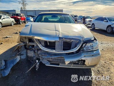 Piąte zdjęcie samochodu w środku: 2007 LINCOLN TOWN CAR SIGNATURE VIN:1LNHM81V97Y622801 - miniatura