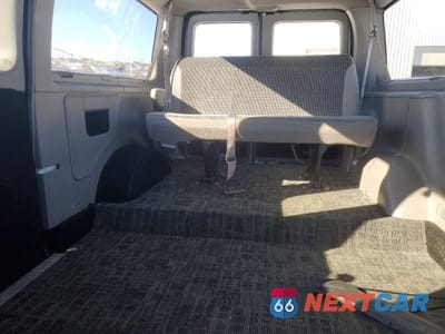 Zdjęcie 10 z 12 samochodu: 2002 FORD ECONOLINE E350 SUPER DUTY WAGON VIN:1FMNE31F02HB58625 - miniatura
