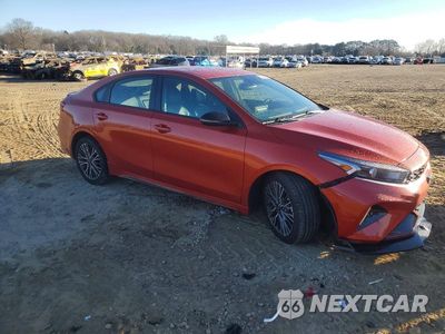 Czwarte zdjęcie samochodu z boku: 2023 KIA FORTE GT LINE VIN:3KPF54AD1PE679119 - miniatura