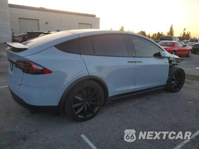 Trzecie zdjęcie samochodu z tyłu: 2018 TESLA MODEL X VIN:5YJXCBE2XJF101366 - miniatura