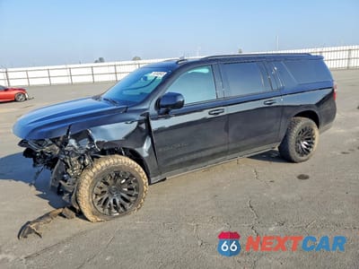 2023 CHEVROLET SUBURBAN K1500 RST 1GNSKEKD0PR106476 - główne zdjęcie licytacji z USA - miniatura