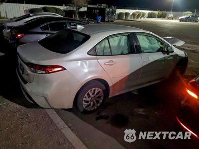 Trzecie zdjęcie samochodu z tyłu: 2021 TOYOTA COROLLA LE VIN:JTDEPMAE7MJ173677 - miniatura