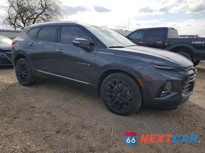 Czwarte zdjęcie samochodu z boku: 2022 CHEVROLET BLAZER PREMIER VIN:3GNKBFR4XNS150829 - miniatura