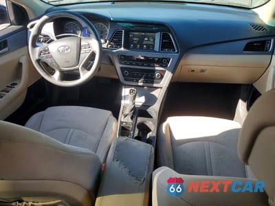 Zdjęcie 8 z 12 samochodu: 2017 HYUNDAI SONATA SE VIN:5NPE24AF0HH568774 - miniatura