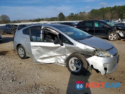 Czwarte zdjęcie samochodu z boku: 2011 TOYOTA PRIUS VIN:JTDKN3DU5B0315890 - miniatura