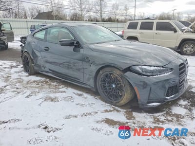 Czwarte zdjęcie samochodu z boku: 2022 BMW M4 COMPETITION VIN:WBS43AZ03NCJ52449 - miniatura