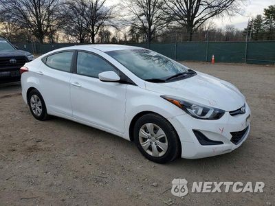 Czwarte zdjęcie samochodu z boku: 2016 HYUNDAI ELANTRA SE VIN:5NPDH4AE4GH747299 - miniatura