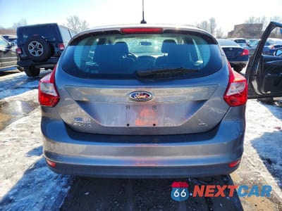 Zdjęcie 6 z 12 samochodu: 2014 FORD FOCUS SE VIN:1FADP3K20EL358966 - miniatura