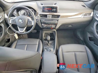 Zdjęcie 8 z 12 samochodu: 2020 BMW X1 SDRIVE28I VIN:WBXJG7C00L5P23216 - miniatura