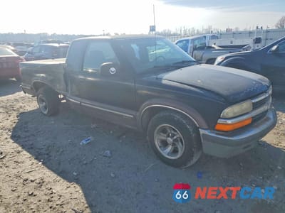 Czwarte zdjęcie samochodu z boku: 1998 CHEVROLET S TRUCK S10 VIN:1GCCS19X5W8112171 - miniatura