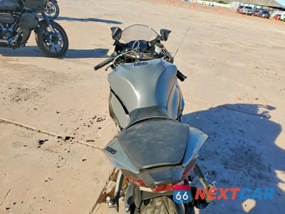 Zdjęcie 6 z 9 samochodu: 2025 KAWASAKI ZX636 K VIN:JKBZXJK16SA010422 - miniatura