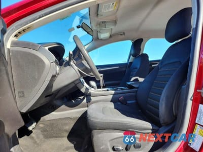 Zdjęcie 7 z 13 samochodu: 2013 FORD FUSION SE VIN:3FA6P0HR4DR238020 - miniatura