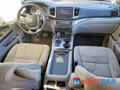 Zdjęcie 8 z 12 samochodu: 2018 HONDA PILOT LX VIN:5FNYF5H15JB014782 - miniatura