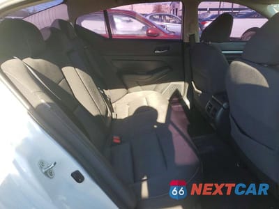 Zdjęcie 10 z 12 samochodu: 2019 NISSAN ALTIMA SV VIN:1N4BL4DV2KC156528 - miniatura