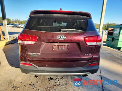 Zdjęcie 6 z 13 samochodu: 2016 KIA SORENTO EX VIN:5XYPH4A5XGG122457 - miniatura