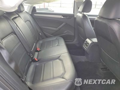 Zdjęcie 10 z 12 samochodu: 2014 VOLKSWAGEN PASSAT SE VIN:1VWBT7A38EC108497 - miniatura