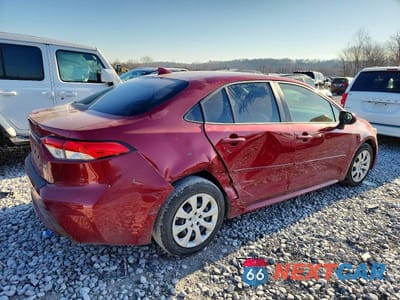 Trzecie zdjęcie samochodu z tyłu: 2022 TOYOTA COROLLA LE VIN:JTDEPMAEXNJ212277 - miniatura