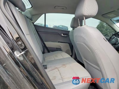 Zdjęcie 10 z 11 samochodu: 2022 KIA RIO S VIN:3KPA24AD6NE431125 - miniatura