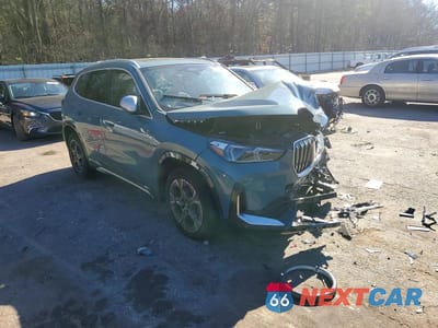 Czwarte zdjęcie samochodu z boku: 2024 BMW X1 XDRIVE28I VIN:WBX73EF08R5Y56384 - miniatura