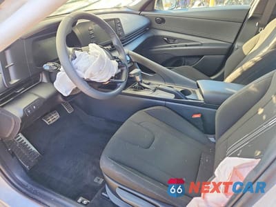 Zdjęcie 7 z 12 samochodu: 2025 HYUNDAI ELANTRA SEL SPORT VIN:KMHLM4DG7SU915290 - miniatura
