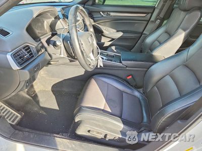 Zdjęcie 7 z 14 samochodu: 2018 HONDA ACCORD SPORT VIN:1HGCV1F39JA255751 - miniatura
