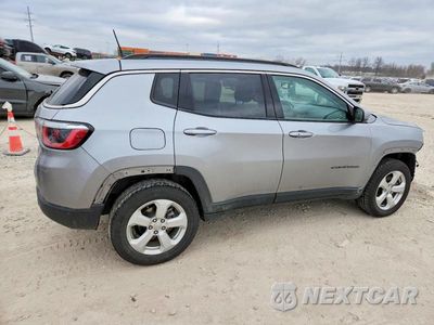 Trzecie zdjęcie samochodu z tyłu: 2018 JEEP COMPASS LATITUDE VIN:3C4NJDBB8JT177196 - miniatura