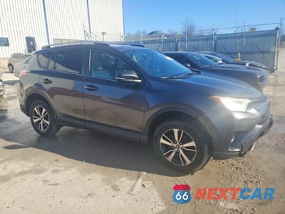 Czwarte zdjęcie samochodu z boku: 2016 TOYOTA RAV4 XLE VIN:JTMRFREV0GJ058807 - miniatura