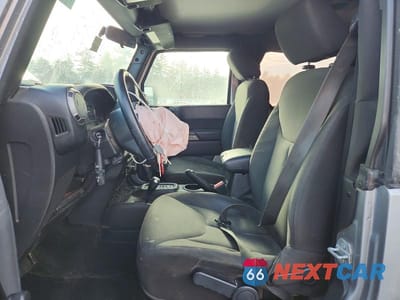 Zdjęcie 7 z 12 samochodu: 2017 JEEP WRANGLER SPORT VIN:1C4AJWAG5HL754568 - miniatura