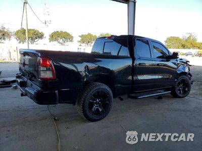 Trzecie zdjęcie samochodu z tyłu: 2021 RAM 1500 BIG HORN/LONE STAR VIN:1C6SRFBT5MN796088 - miniatura