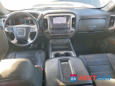 Zdjęcie 8 z 11 samochodu: 2018 GMC SIERRA K1500 DENALI VIN:3GTU2PEJ0JG433823 - miniatura