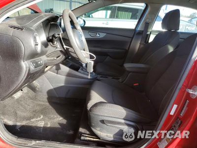 Zdjęcie 7 z 12 samochodu: 2019 KIA FORTE FE VIN:3KPF24AD1KE065849 - miniatura
