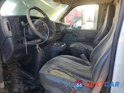 Zdjęcie 7 z 14 samochodu: 2012 CHEVROLET EXPRESS G3500 VIN:1GB3G3BG1C1192472 - miniatura