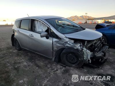 Czwarte zdjęcie samochodu z boku: 2015 NISSAN VERSA NOTE S VIN:3N1CE2CP7FL447796 - miniatura