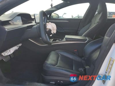Zdjęcie 7 z 13 samochodu: 2021 TESLA MODEL S VIN:5YJSA1E60MF437237 - miniatura