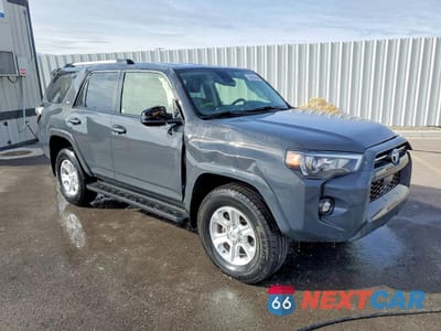 Czwarte zdjęcie samochodu z boku: 2024 TOYOTA 4RUNNER SR5/SR5 PREMIUM VIN:JTEMU5JR5R6248346 - miniatura