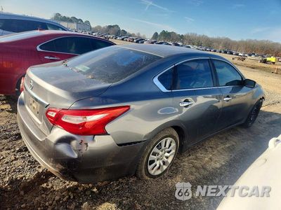 Trzecie zdjęcie samochodu z tyłu: 2016 NISSAN ALTIMA 2.5 VIN:1N4AL3AP7GC150226 - miniatura