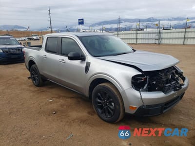 Czwarte zdjęcie samochodu z boku: 2024 FORD MAVERICK LARIAT VIN:3FTTW8S92RRB30090 - miniatura