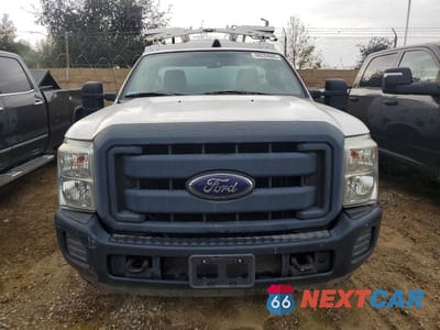 Piąte zdjęcie samochodu w środku: 2013 FORD F350 SD UTILITY TRUCK ** PRIOR FLEET ** VIN:1FDRF3A68DEB92654 - miniatura
