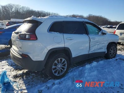 Trzecie zdjęcie samochodu z tyłu: 2019 JEEP CHEROKEE LATITUDE PLUS VIN:1C4PJLLX5KD272092 - miniatura