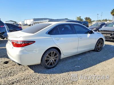 Trzecie zdjęcie samochodu z tyłu: 2016 TOYOTA CAMRY LE VIN:4T1BF1FK9GU542153 - miniatura